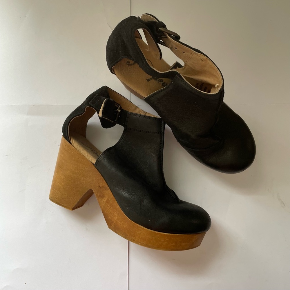 Free People Black and Brown Chunky Heel Shoes